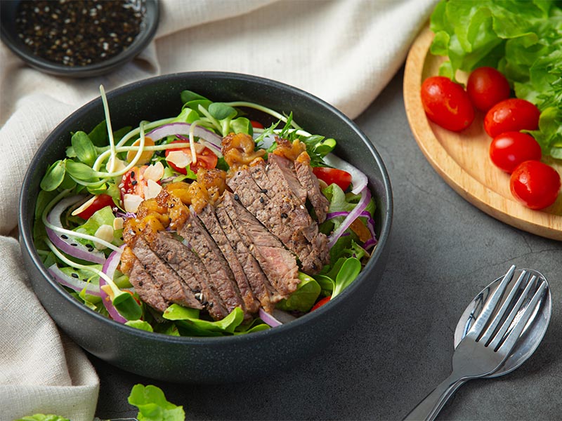 Şefin Salatası (Eti Tam)